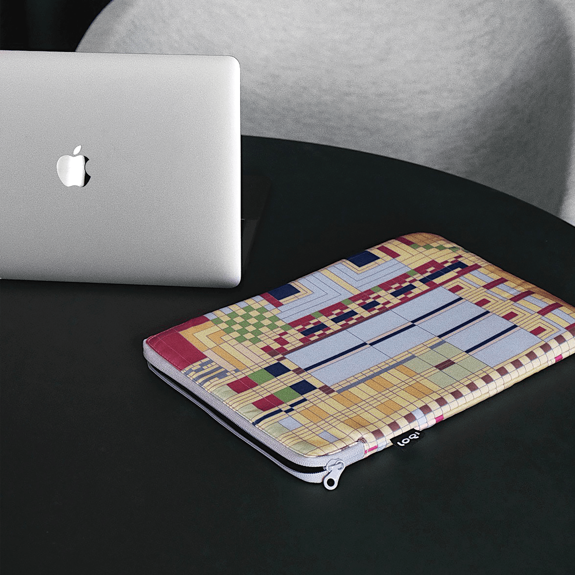 FRANK LLOYD WRIGHT Old Fashion Windows Recycled Laptop Sleeve